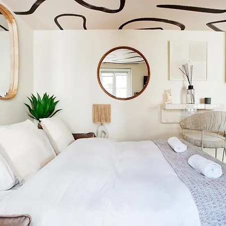 Apartment Lepic *