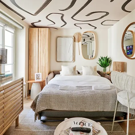 Apartment Lepic Paris