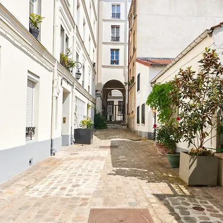 Lepic Paris